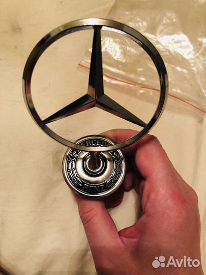 Мерседес прицел на капот 100 оригинал