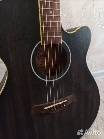 Акустическая гитара бу