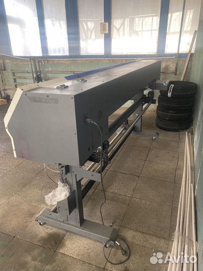 Широкоформатный принтер 1800мм