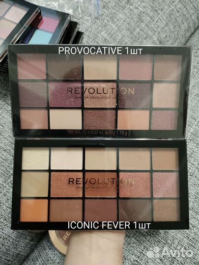 Палетка теней makeup revolution новая