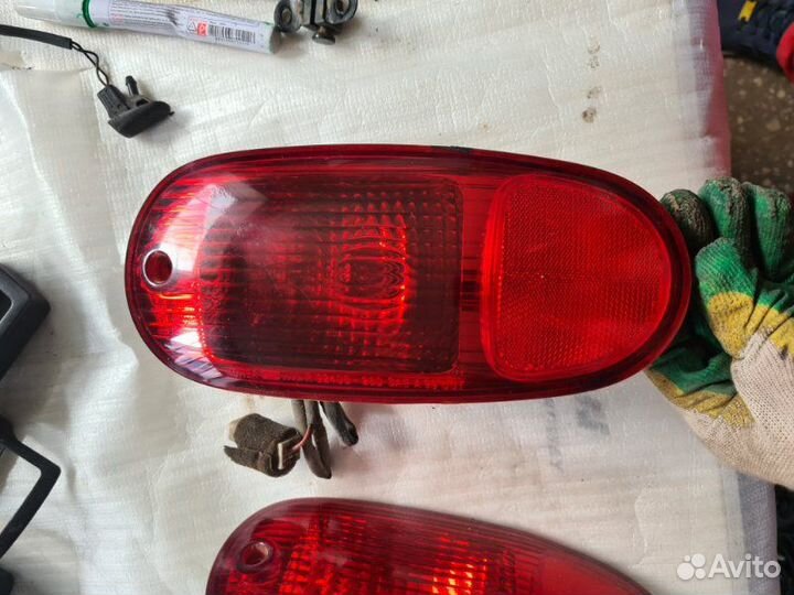 Фонарь противотуманный задний Hyundai Santa Fe