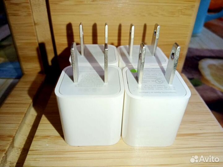 Зарядка на iPhone оригинал