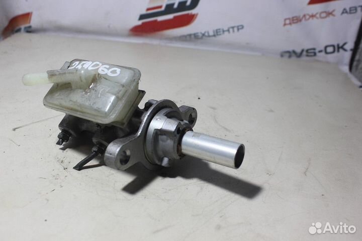 Главный тормозной цилиндр toyota ACR50W