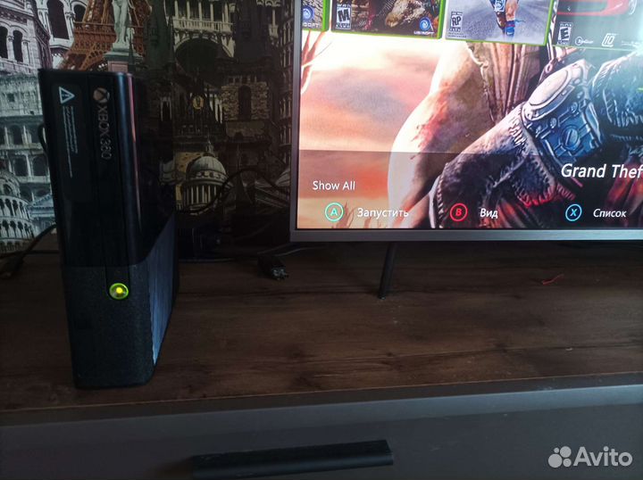 Xbox 360e (rgh3 freeboot) 500гб 2 геймпада