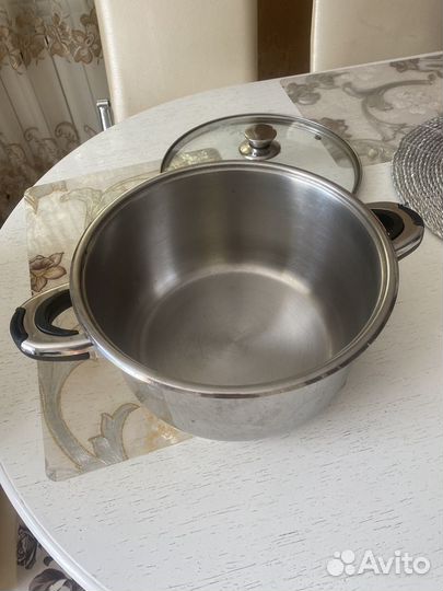 Кастрюля -нержавейка 6 литров,двойное дно