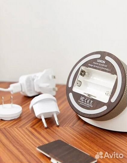 Дизайнерский светильник будильник Lexon