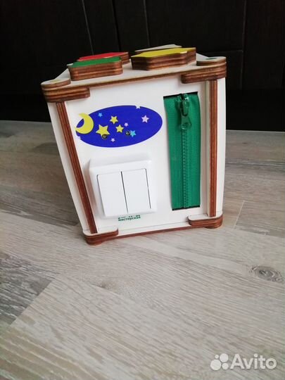 Бизикуб деревянный