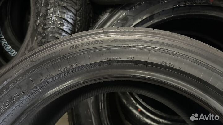 Yokohama BluEarth-XT AE61A 235/50 R18 97V