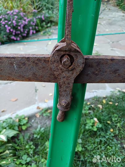 Весы старинные
