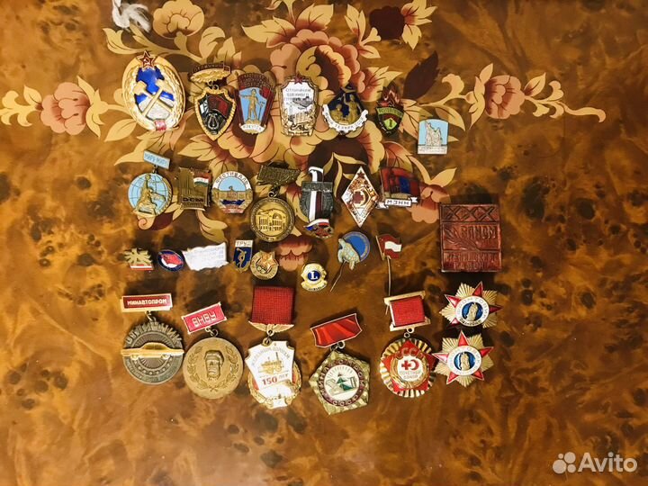 Тяжелые значки