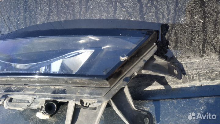 Птф правый Skoda Rapid 1 черн.оригинал 18 год