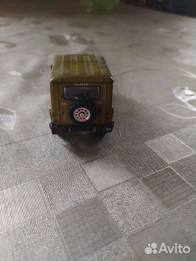 Модель автомобиля 1 43