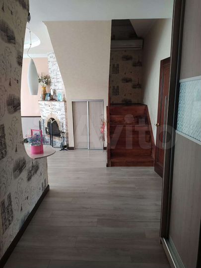 Дом 169 м² на участке 6 сот.