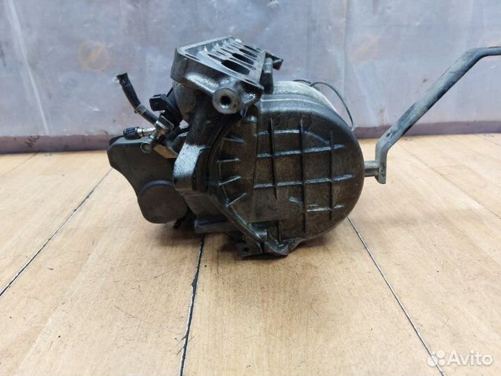 Коллектор впускной Opel Zafira A Z18XE 2001