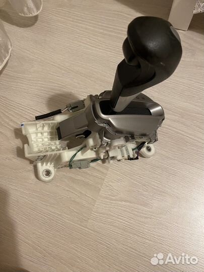 Ручка АКПП Honda Insight 2009 2012 ZE2