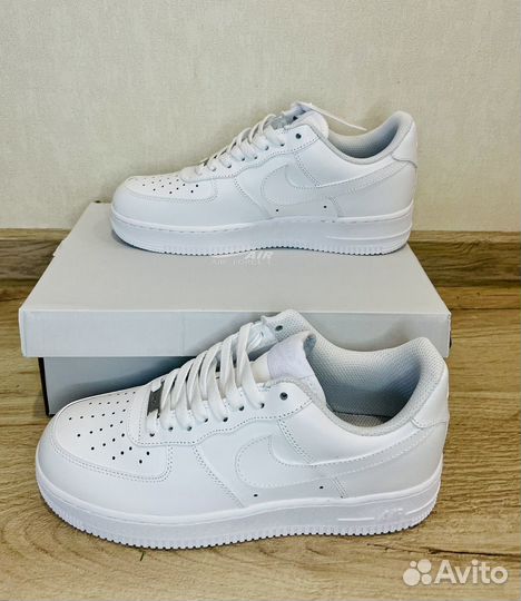 Кроссовки nike air force 1 белые