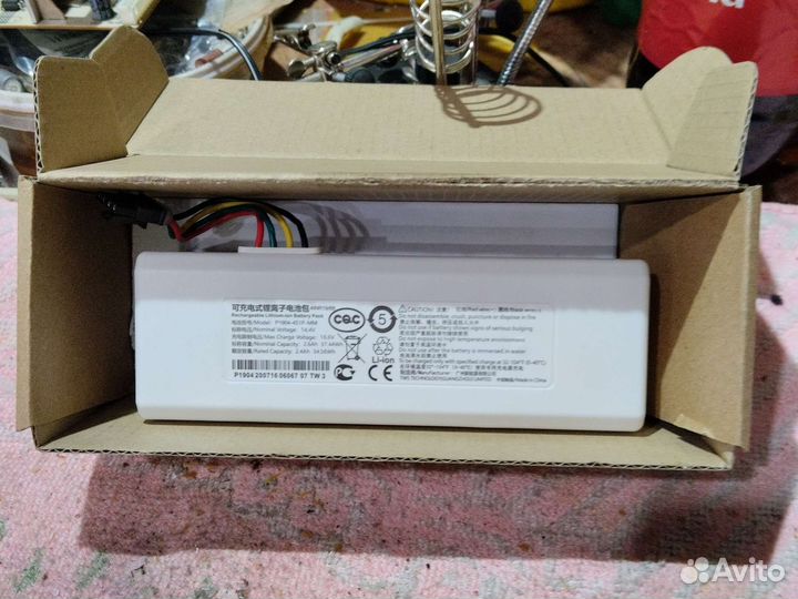 Акамулятор для робота пылесоса