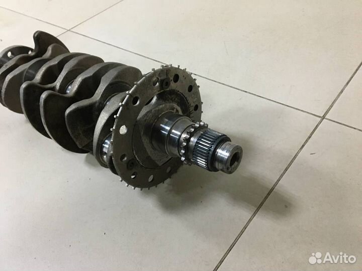 Б/У Коленвал 1100A215 mitsubishi