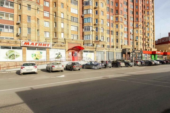 Продам торговое помещение, 467.9 м²