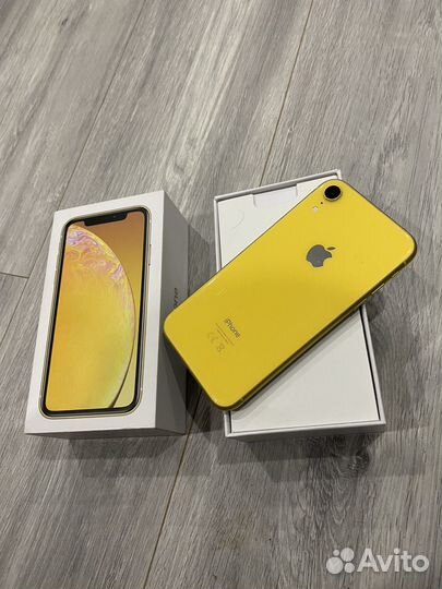 iPhone Xr, 64 ГБ