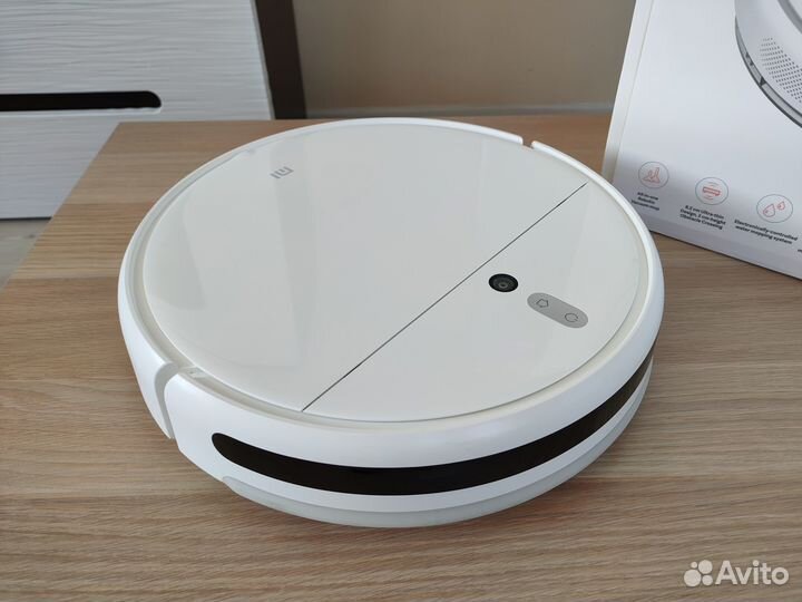 Робот-пылесос Xiaomi Mi Robot Vacuum Mop