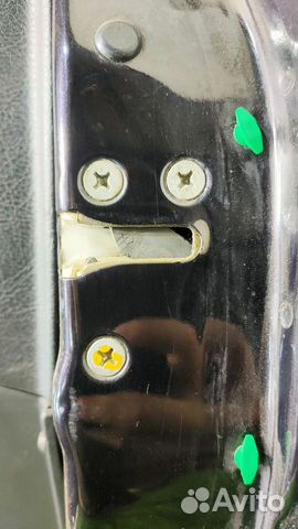 Замок двери передний правый Honda Accord (CB) IV