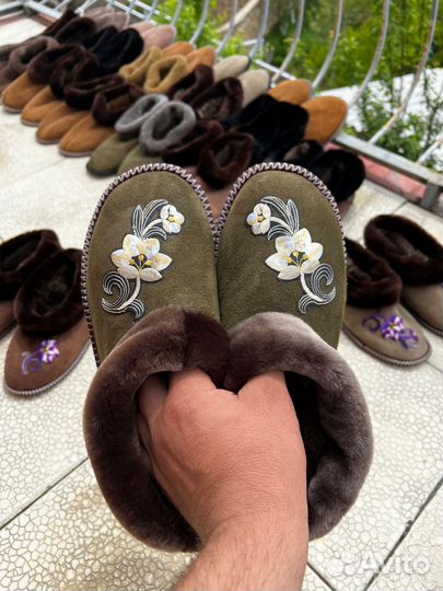Чуни и тапочки из овчины