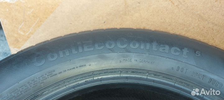 Continental ContiPremiumContact 2 215/60 R17 96H