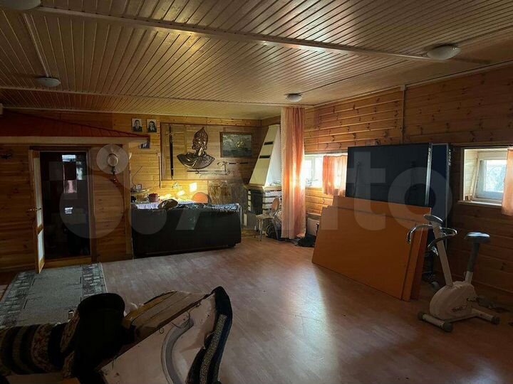 Дом 450 м² на участке 12 сот.