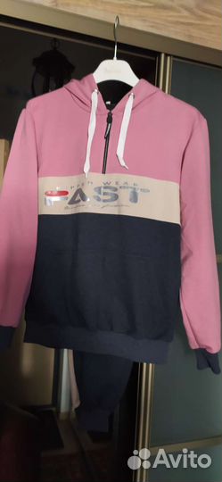 Спортивный костюм женский новый 46-48 р
