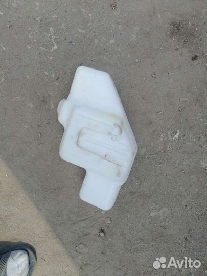 Омывательный бачок ваз 2115