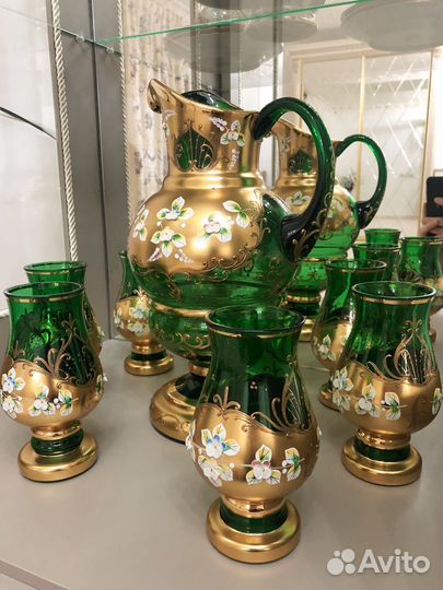 Графин и бокалы