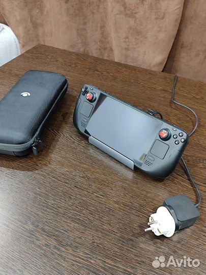 Портативная игровая приставка Steam Deck 512 Гб