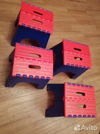 Табурет складной