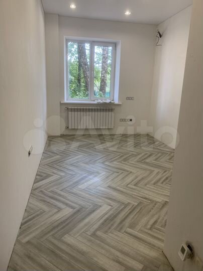 3-к. квартира, 80,1 м², 1/3 эт.