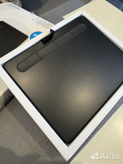 Wacom intuos s