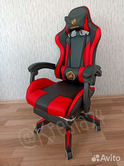 Геймерское кресло с подножкой LikeRegal. Новое