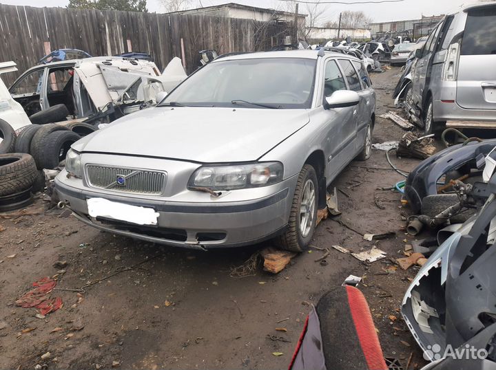 Volvo V70 2 (2000 - 2004 гг) авторазбор запчасти