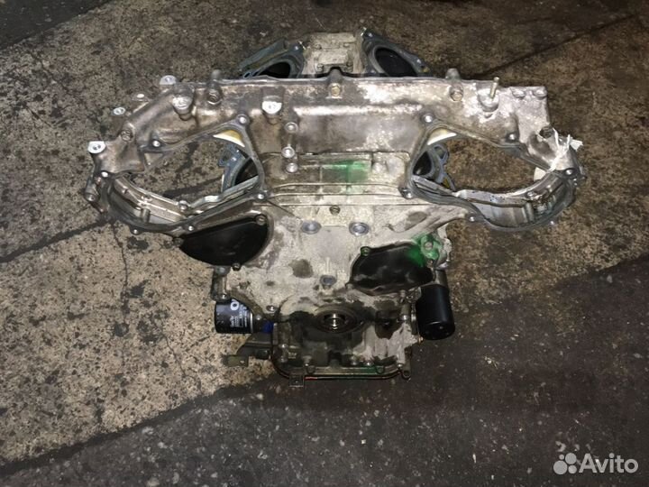 Блок двигателя на Nissan Skyline V35 VQ25DD