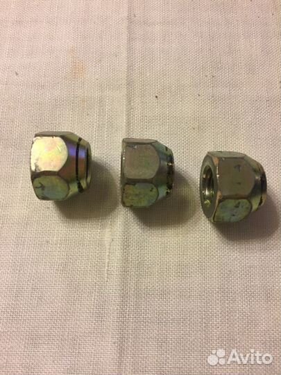 Гайка крепления колеса Мицубиси Лансер