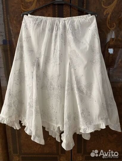 Юбка белая на резинке размер м