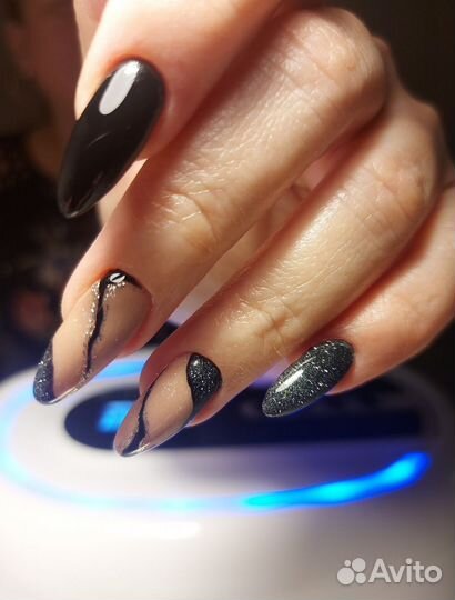 Мастер маникюра и педикюра