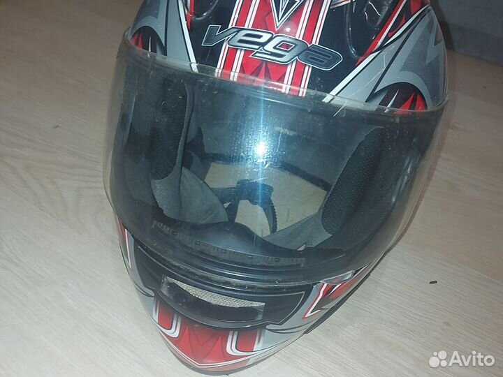 Картинговый шлем Vega