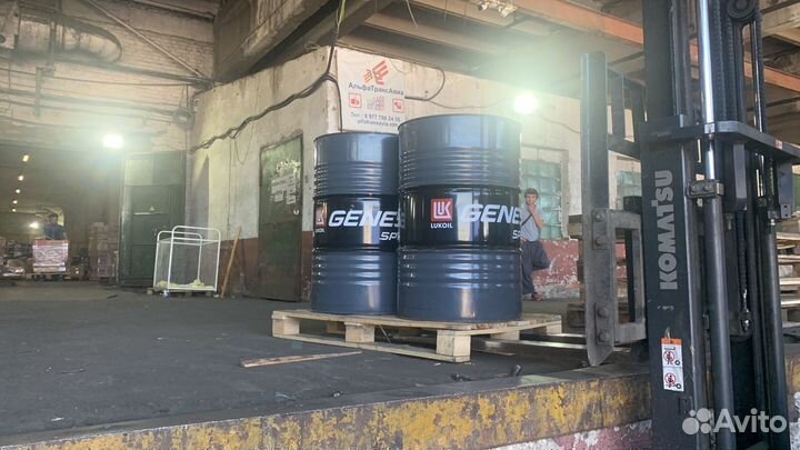 Лукойл Genesis Advanced 5W-40 бочка