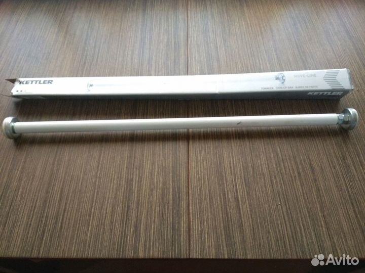 Турник дверной