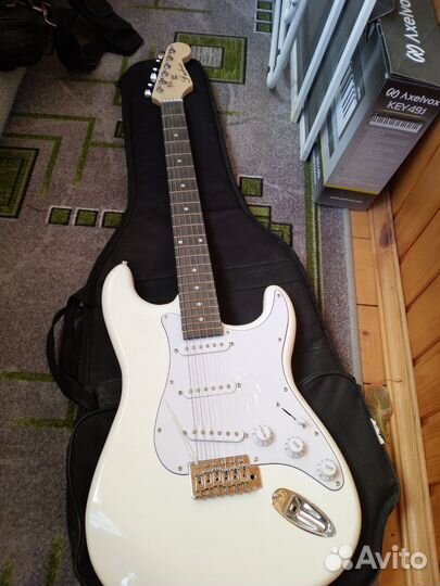 Электрогитара с комбиком