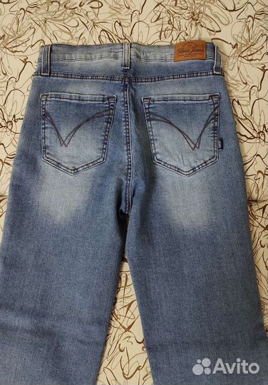 Джинсы клёш