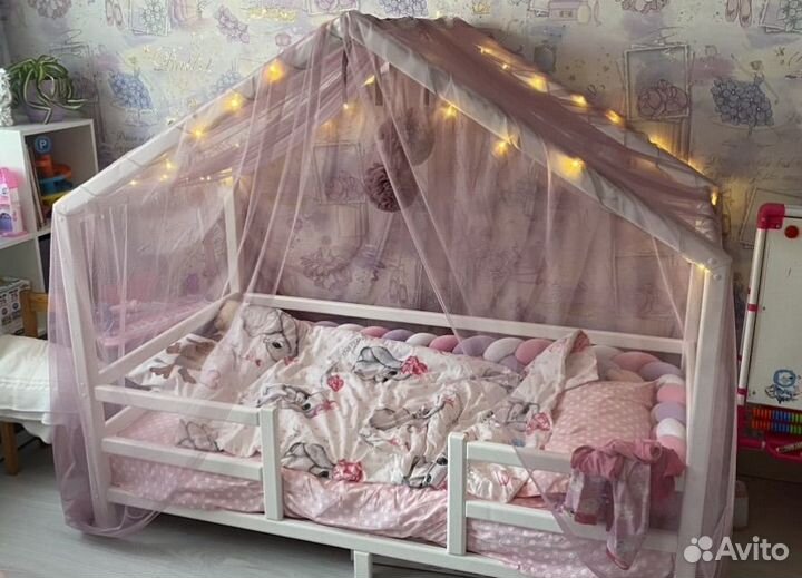 Детская кровать домик с матрасом