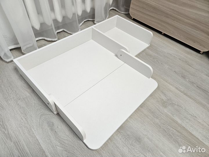 Пеленальный столик