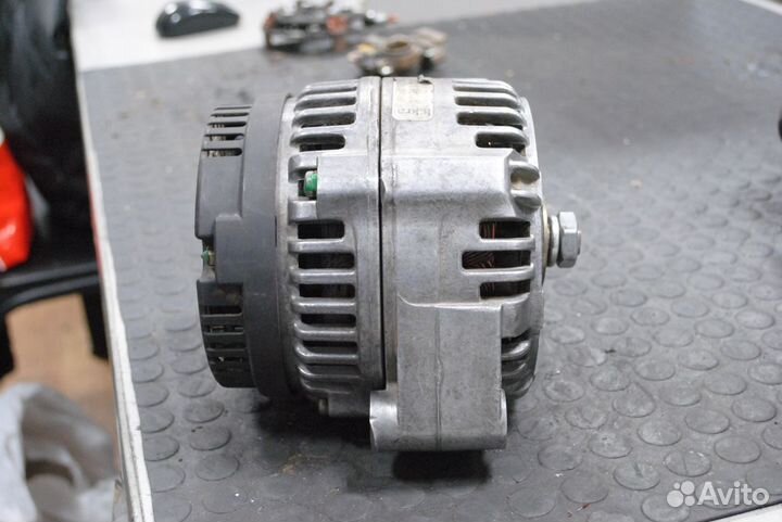 Генератор John Deere Farm б/у 120А